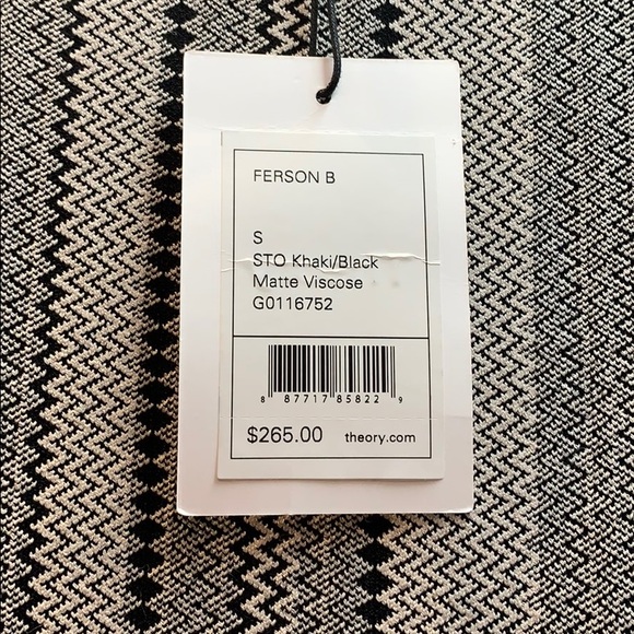 NWT theory black/ white top (small) - Picture 2 of 5